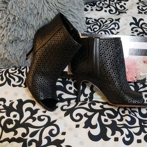 Nine West Leather Ankle boots